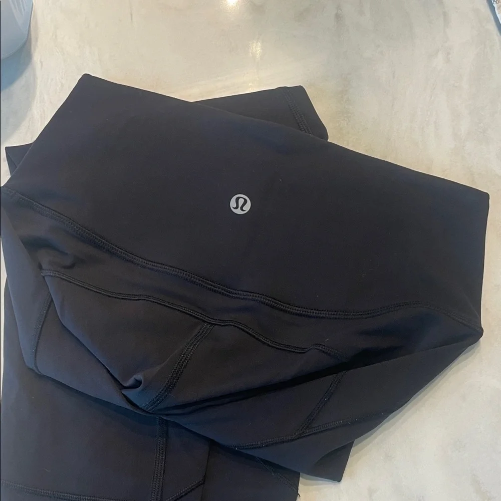 Lululemon in movement high rise tight - Picture 2 of 2